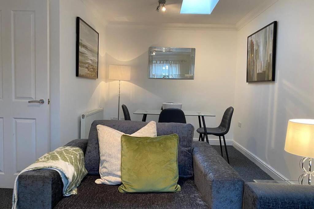 Alicia Newport By Mia Living 2 Bedroom Apartment With Dedicated Parking Newport (Gwent) Exterior foto