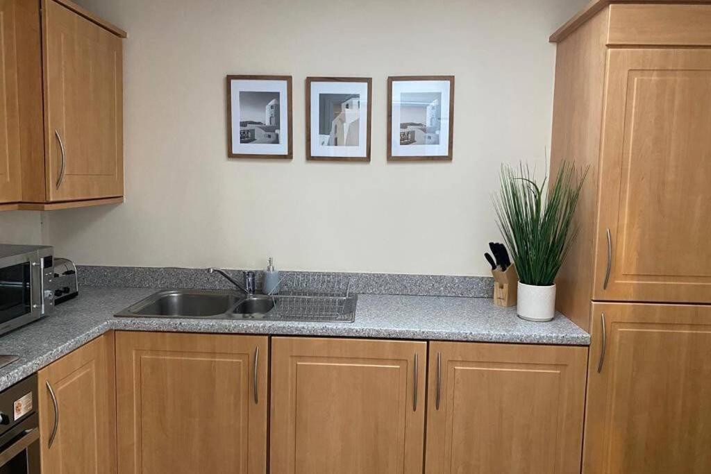 Alicia Newport By Mia Living 2 Bedroom Apartment With Dedicated Parking Newport (Gwent) Exterior foto
